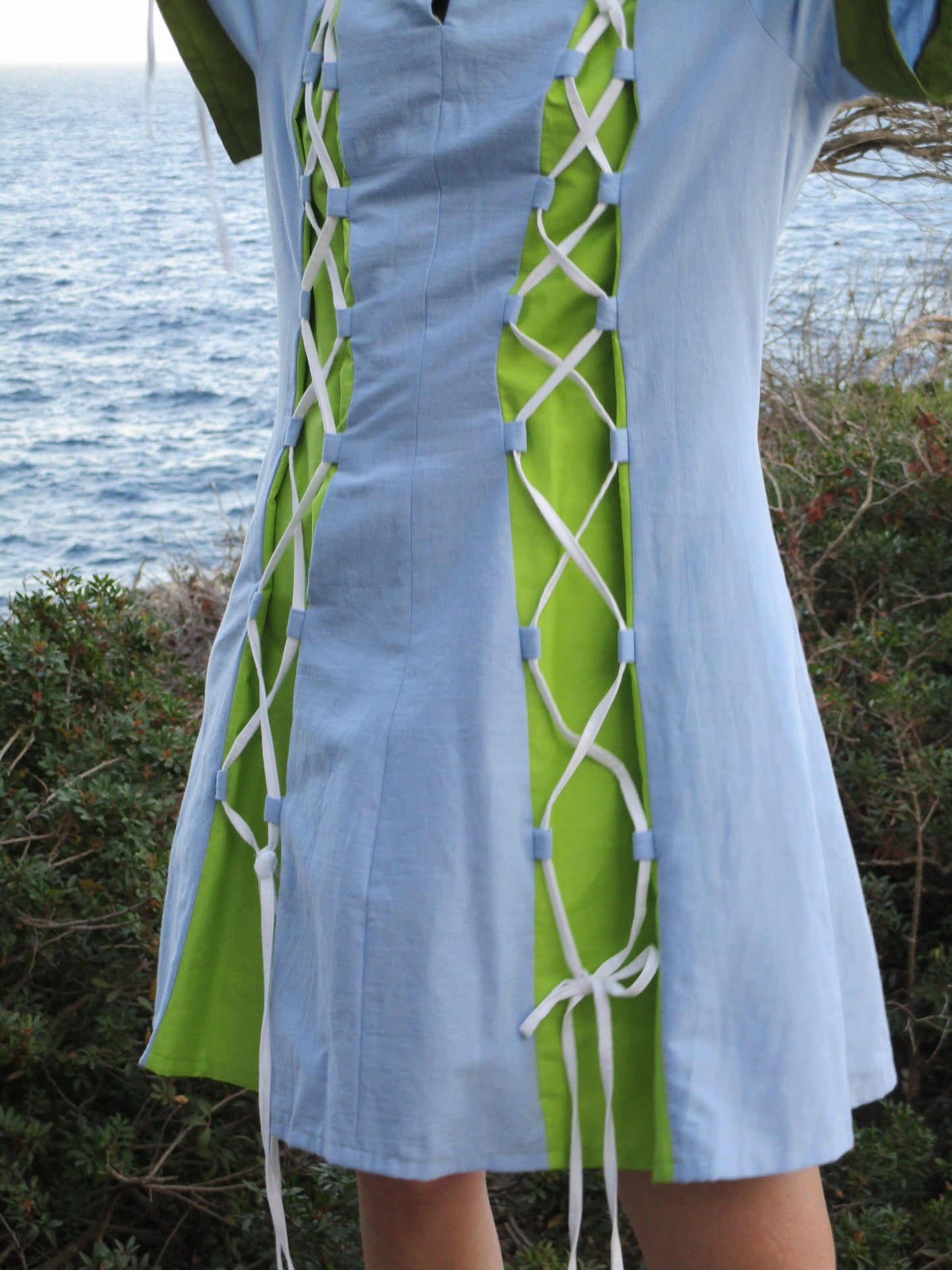 La Loop Dress Sewing Pattern + Sewing Guide