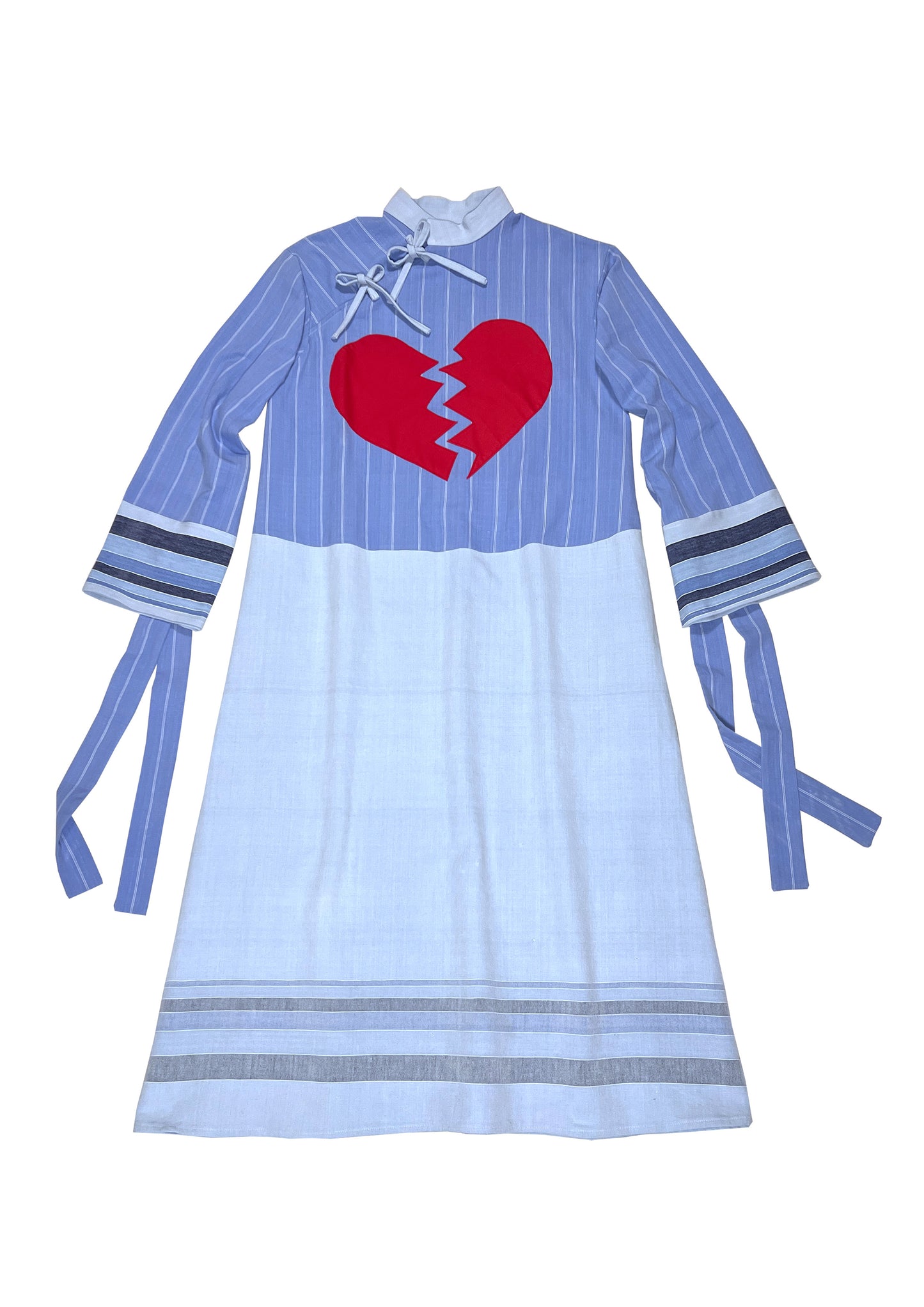 Hjerteknust Kjole // Broken Heart Dress