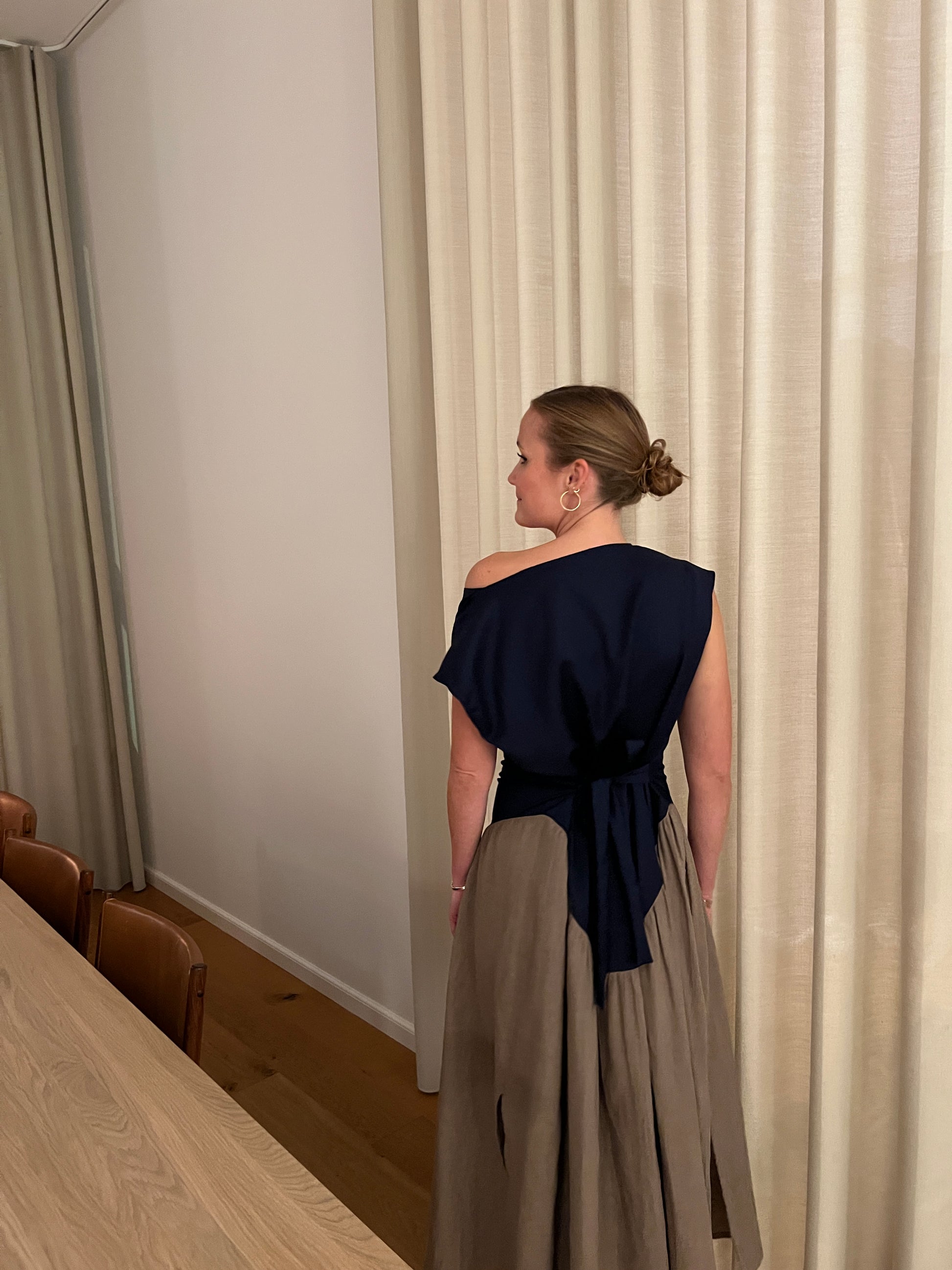 caroline's birthday dress 2012-2015) Caroline's Birthday Dress | APPROXIMATE RELEASE